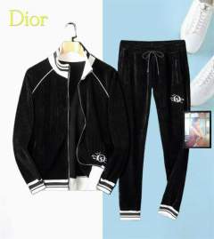 Picture of Dior Sweater Suits _SKUDiorM-3XL12yn22138388